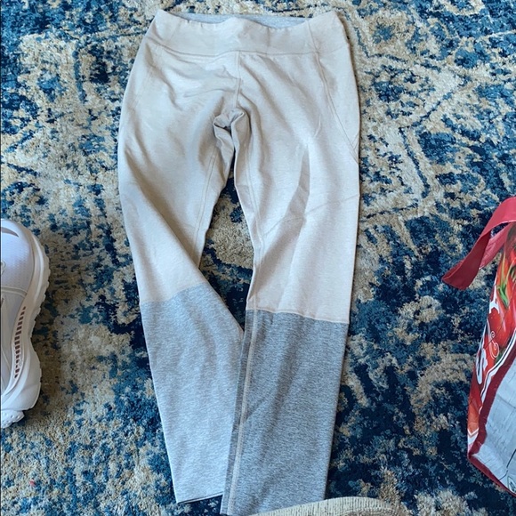 Outdoor Voices Dipped Legging - Picture 2 of 3